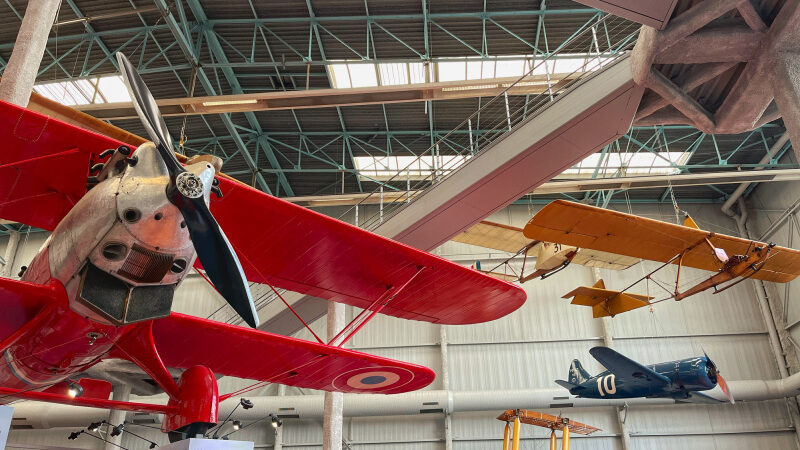 Saint-Exupéry, fragments d’histoire : l’exposition sur le pilote au Musée de l’air et de l’espace