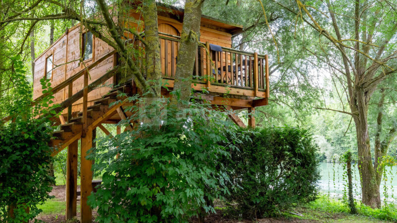 Au Creux du Chêne (77), l’espace nature aux tipis, cabanes et hébergements insolites