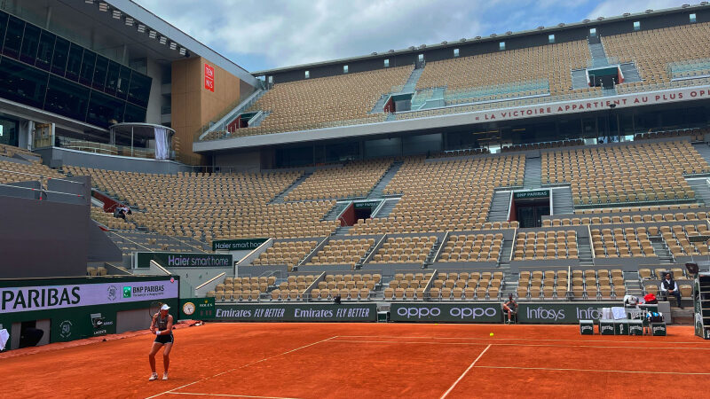 Roland-Garros 2024 : l’alcool est désormais interdit en tribunes après des débordements