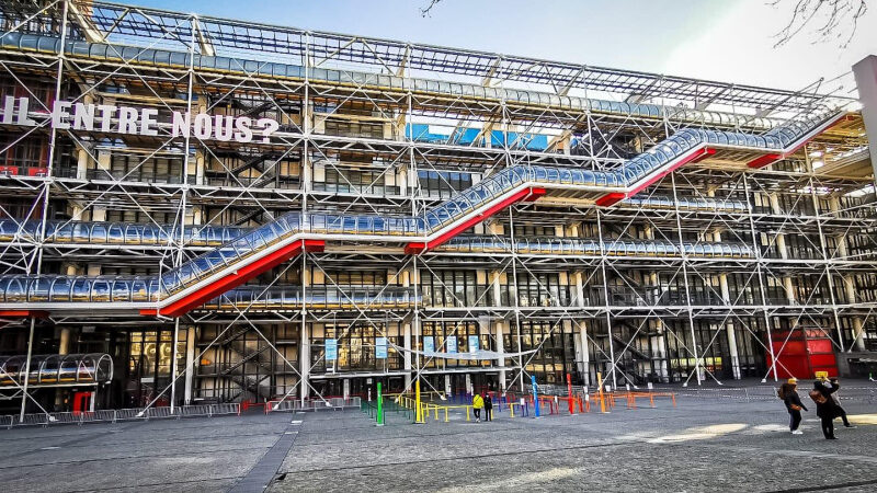 Tenir tête, l’exposition immersive à la Galerie des Enfants du Centre Georges Pompidou