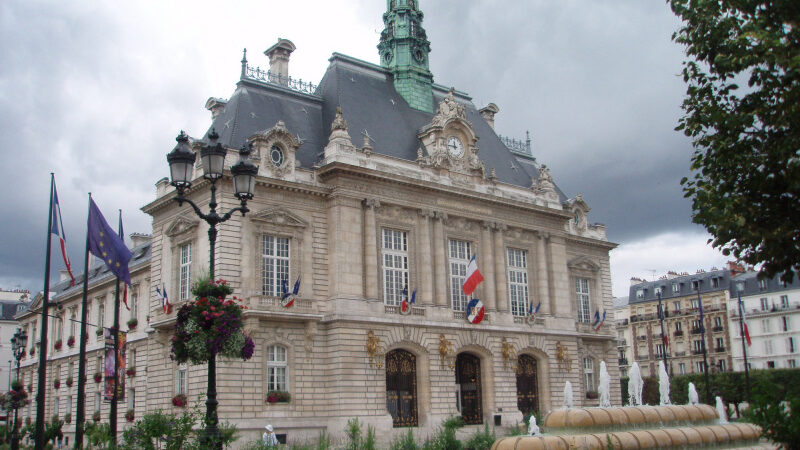 Cinéma en plein air : projections gratuites pour toute la famille à l’Hôtel de ville de Levallois