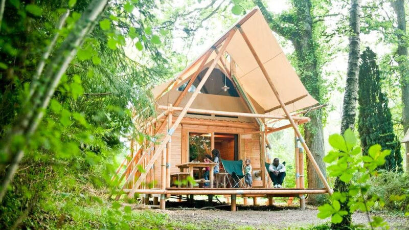 Huttopia Rambouillet (78), le camping avec piscine naturelle où passer un grand week-end au vert