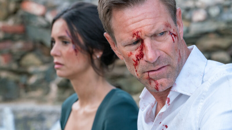 The Bricklayer – Aaron Eckhart et Nina Dobrev dans un thriller explosif sur Prime Video