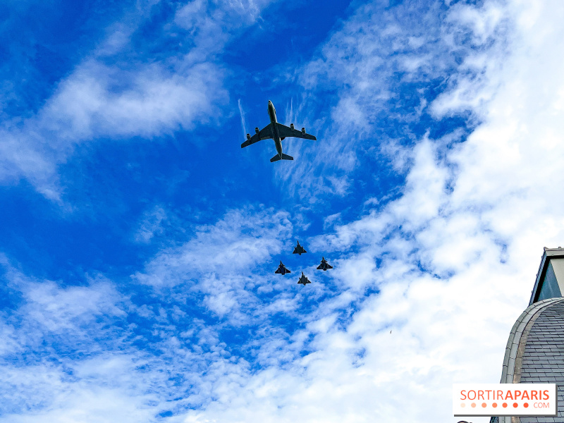 Pourquoi des avions de chasse survolent Paris ce vendredi ?