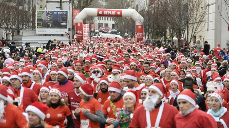 Corrida de Noël 2024 à Issy-les-Moulineaux, le rendez-vous pour la course des Pères Noël