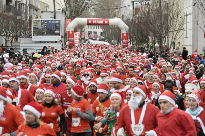 Corrida de Noël 2024 à Issy-les-Moulineaux, le rendez-vous pour la course des Pères Noël