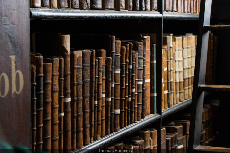 PAGE(S : le salon de la bibliophilie et des livres d’artistes au Palais de la Femme