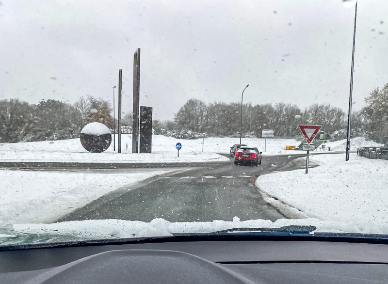 Neige dans les Yvelines, l'Essonne et en Seine-et-Marne : les transports scolaires interrompus ce vendredi