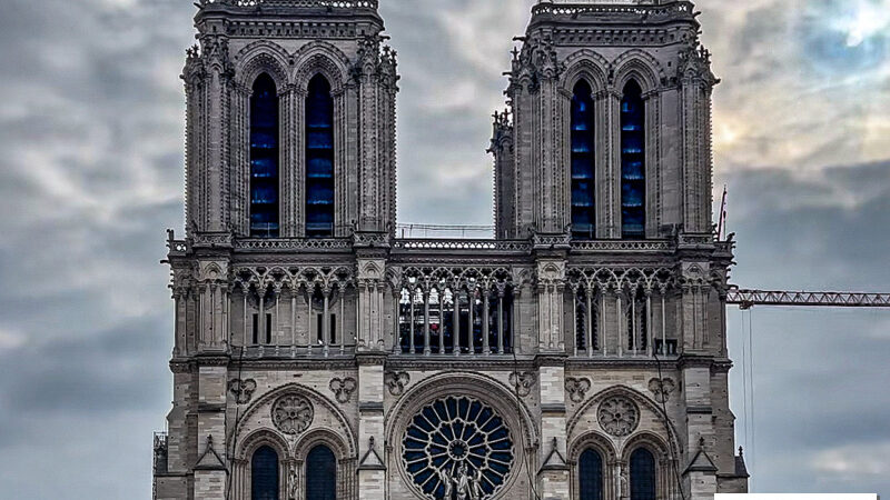 Réouverture de Notre-Dame : Une cérémonie sous la pluie et le vent annoncée ce samedi à Paris