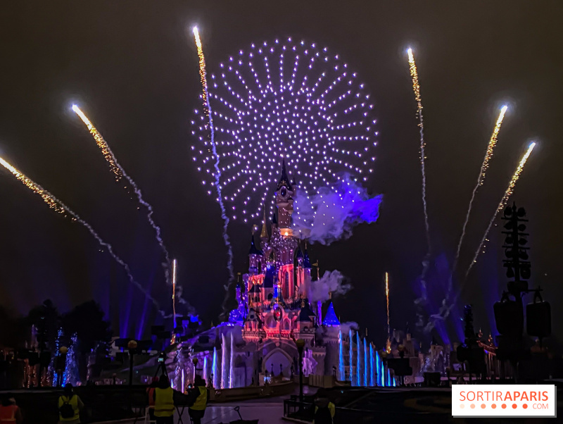 Disneyland Paris : nos photos du show Disney ❤ Notre-Dame de Paris pour la réouverture du monument